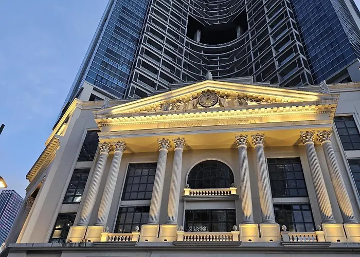 Hotel 35th Prime Staycation Bgc 5*
